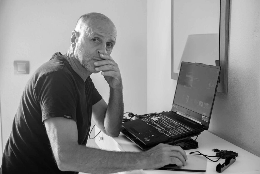 Carlos Vázquez, diseñador web y consultor SEO en Uruguay